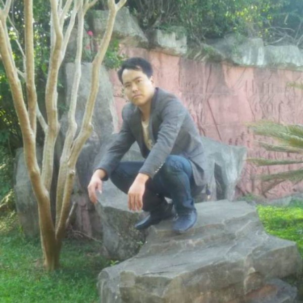 耐心等待有缘人。的照片