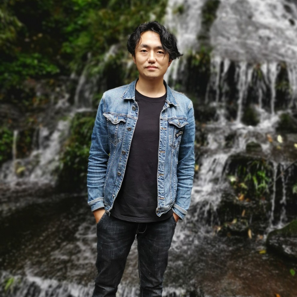 橘子和一个人的照片