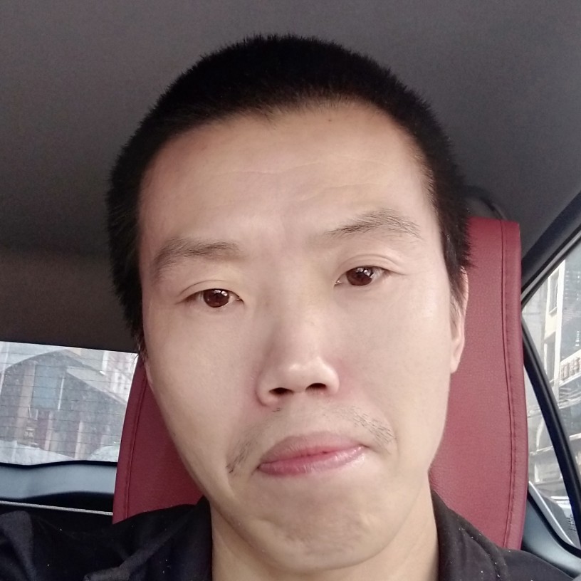 坚强請薯片的照片