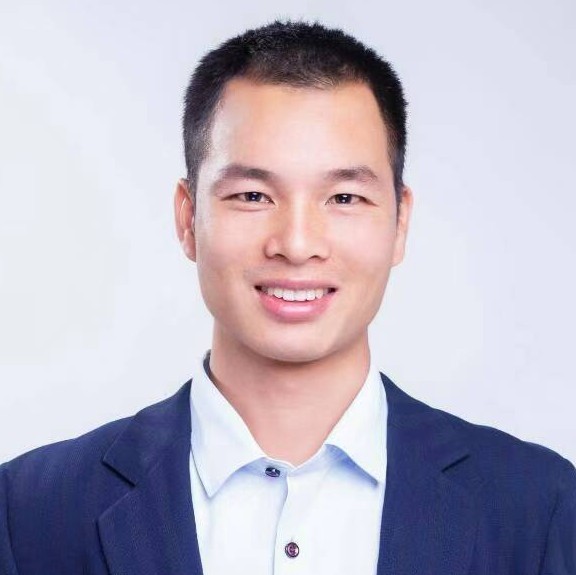 调皮等待朋友的照片
