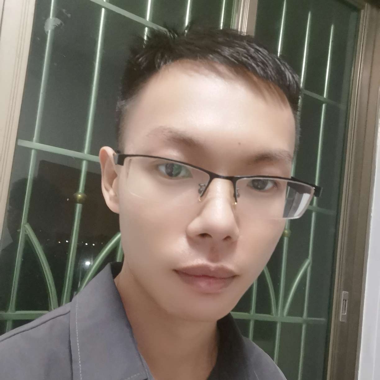 你好土拨鼠的照片