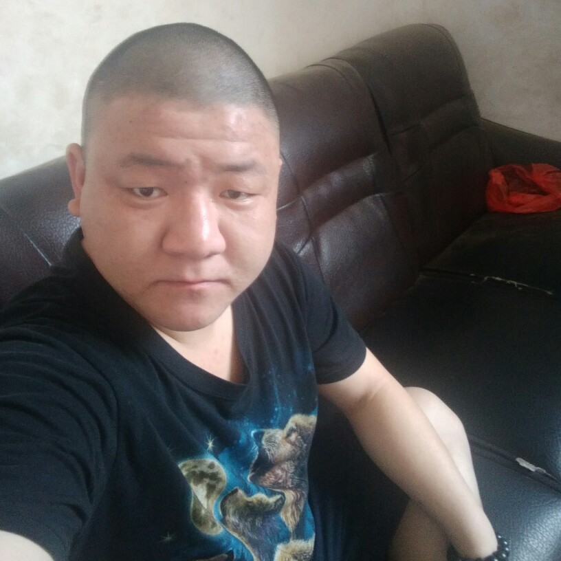 哭泣大白的照片