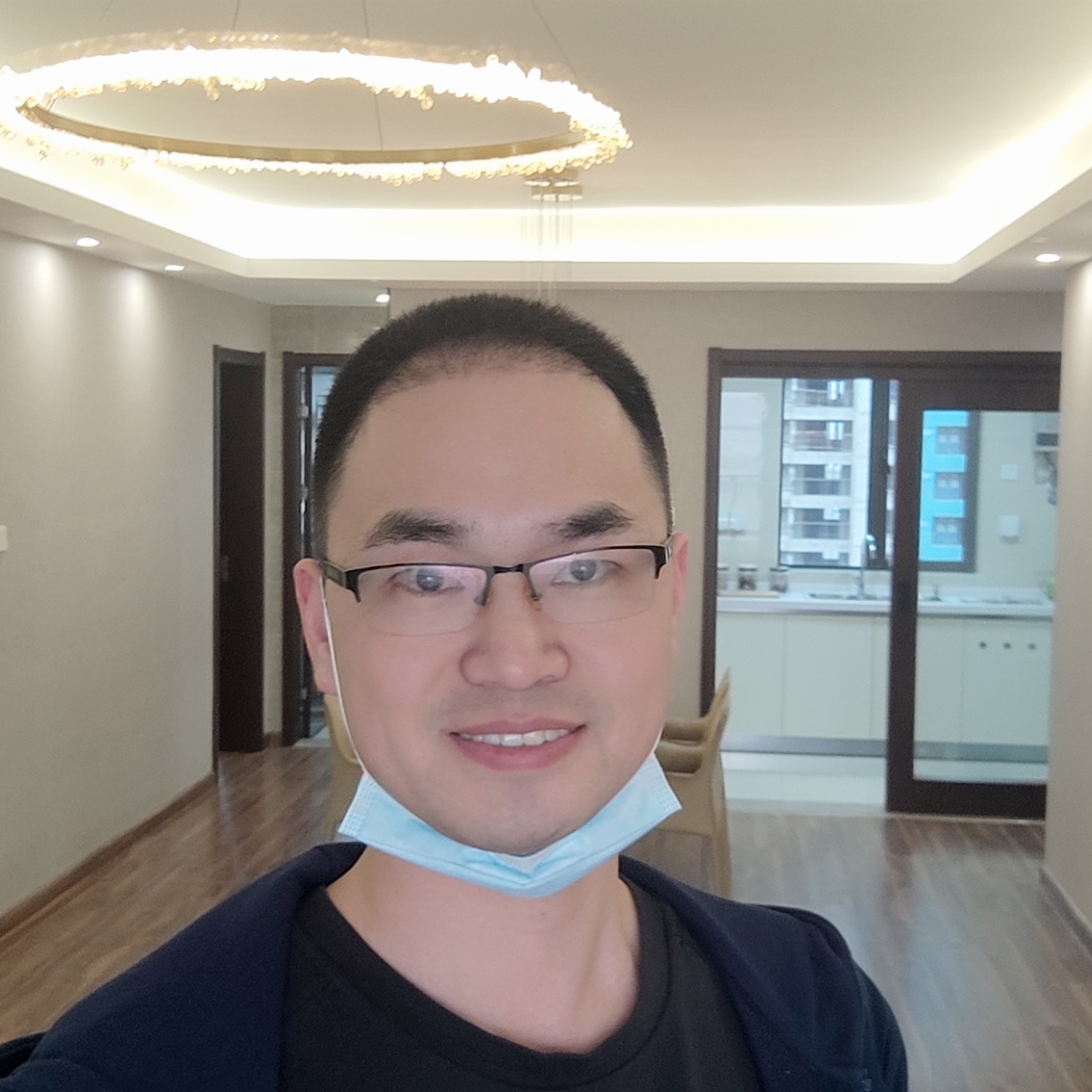 爱拉吾尤的照片