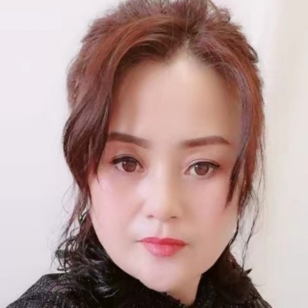 顺利就导师的照片