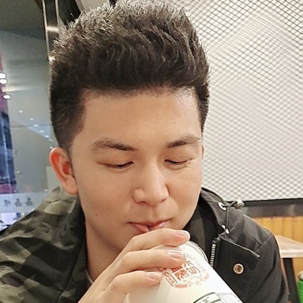 唯一的就月光的照片