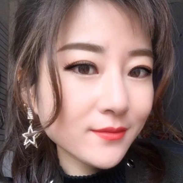 杨家女神的照片