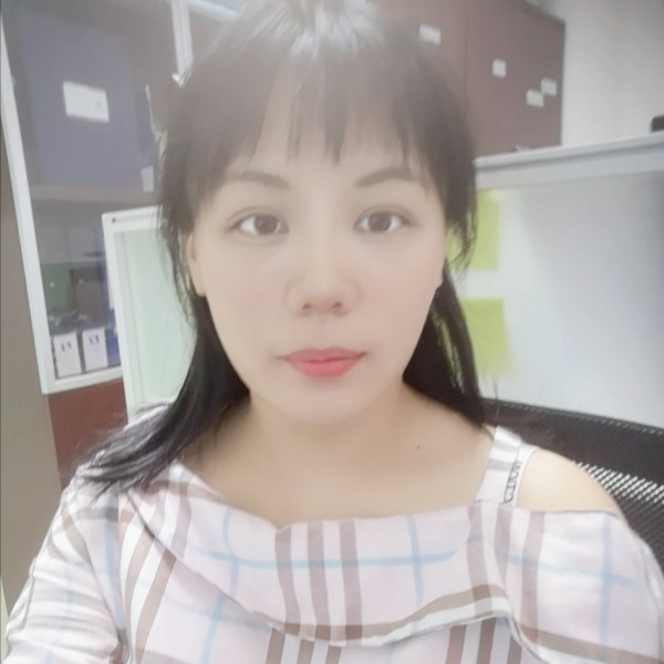 小淩的照片