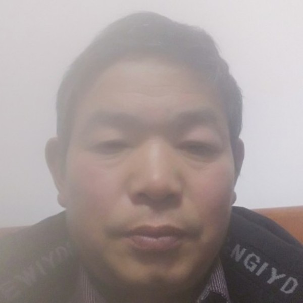 落霞笑羞涩的照片