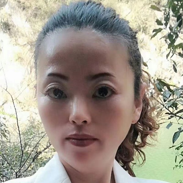 擦肩而过fan的照片