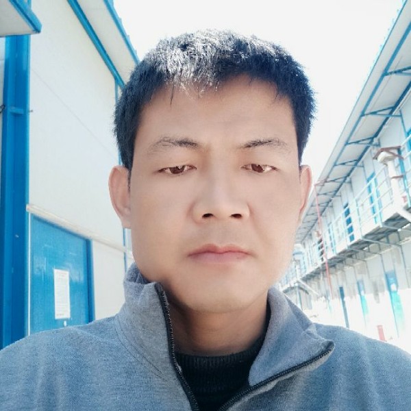 五块出头的叔的照片