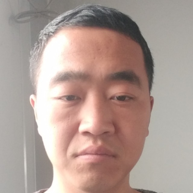 伪装冷漠的照片