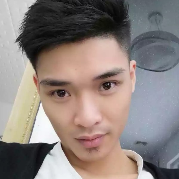 ayond的照片