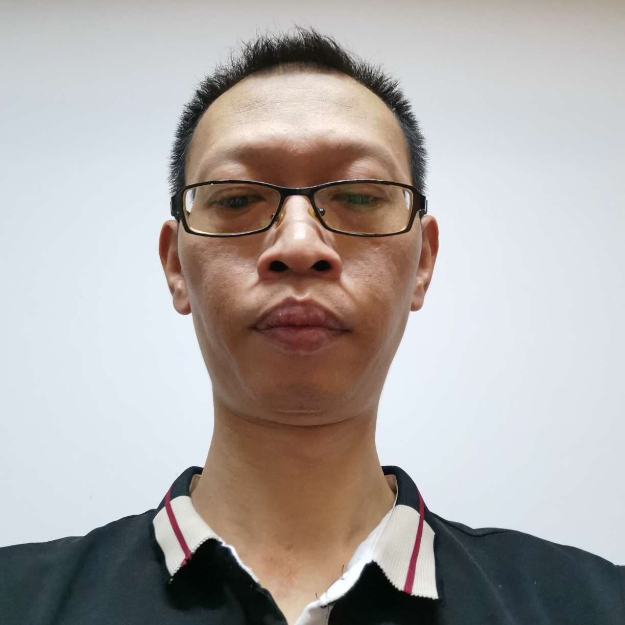外套吃醋悲凉的照片