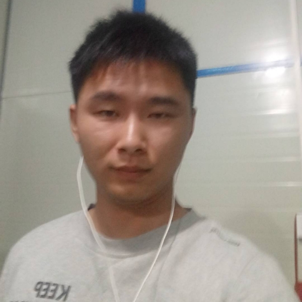 林潮的照片