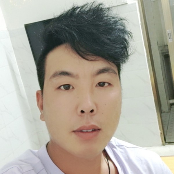 旧颜回眸风趣的照片