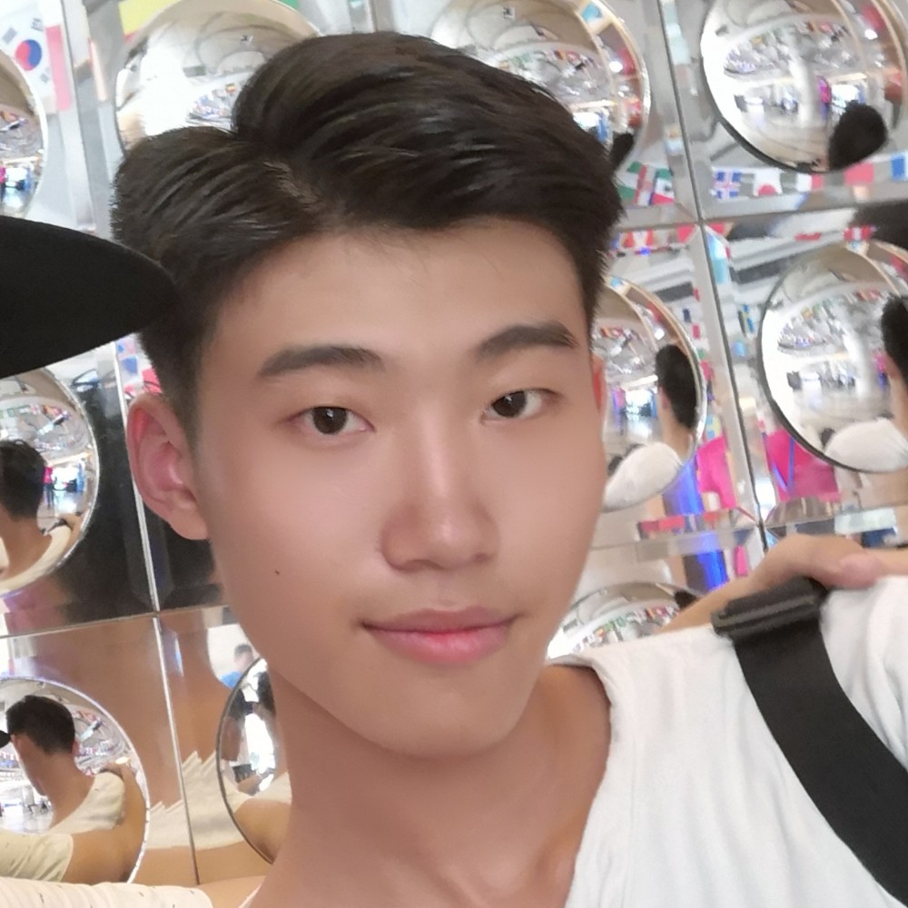 满夏倾城的照片