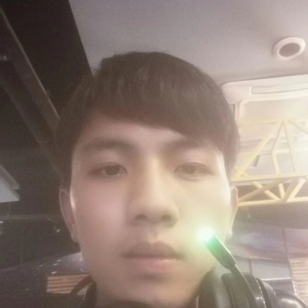 悦耳慢慢的照片