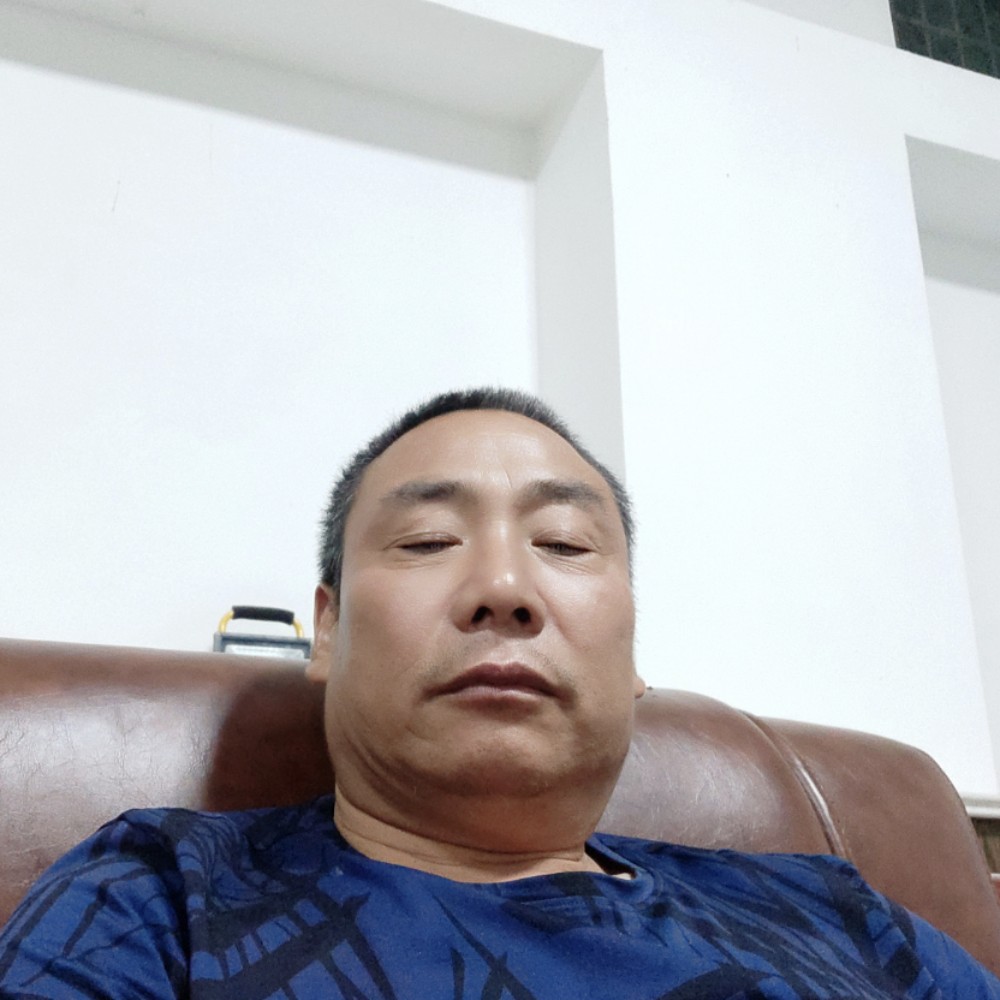 漠然吃醋铅笔的照片