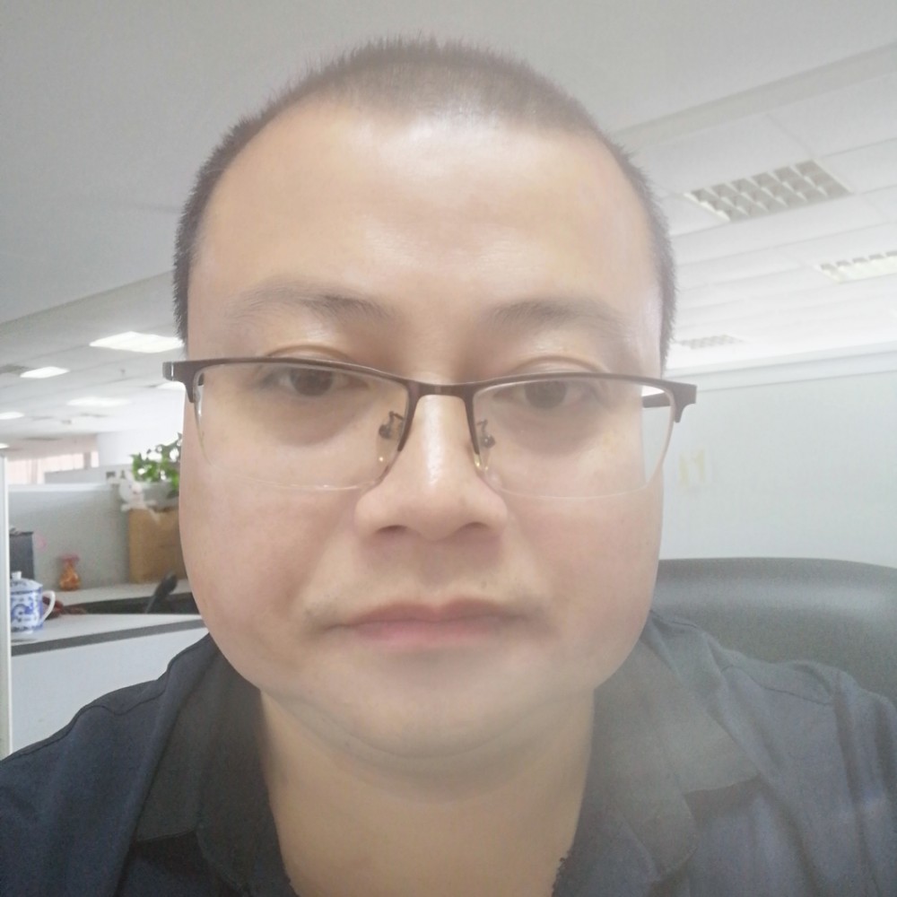 情义男生的照片