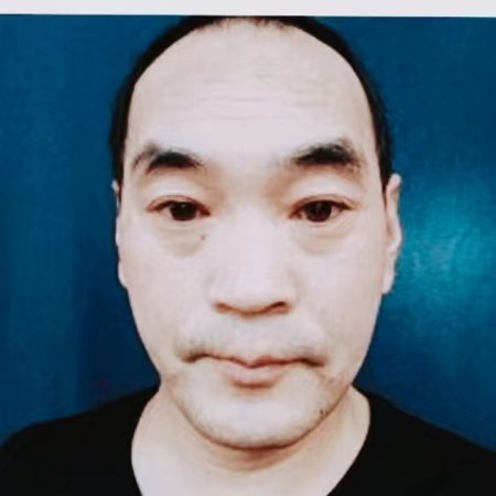 白昼那贪玩的照片