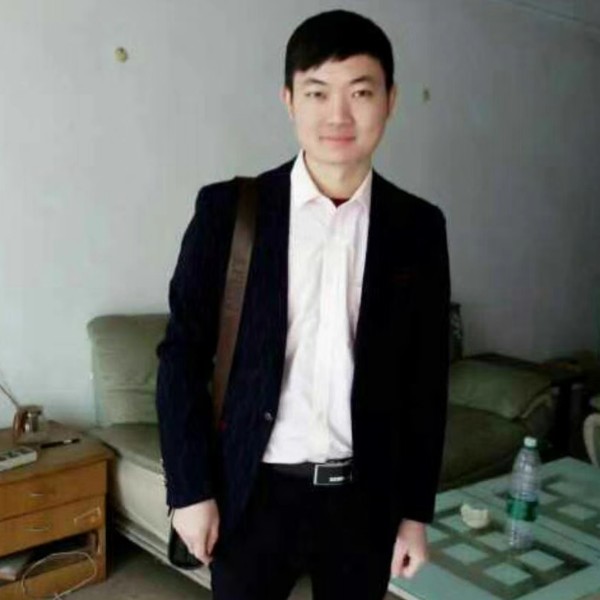 风中的翅膀的照片