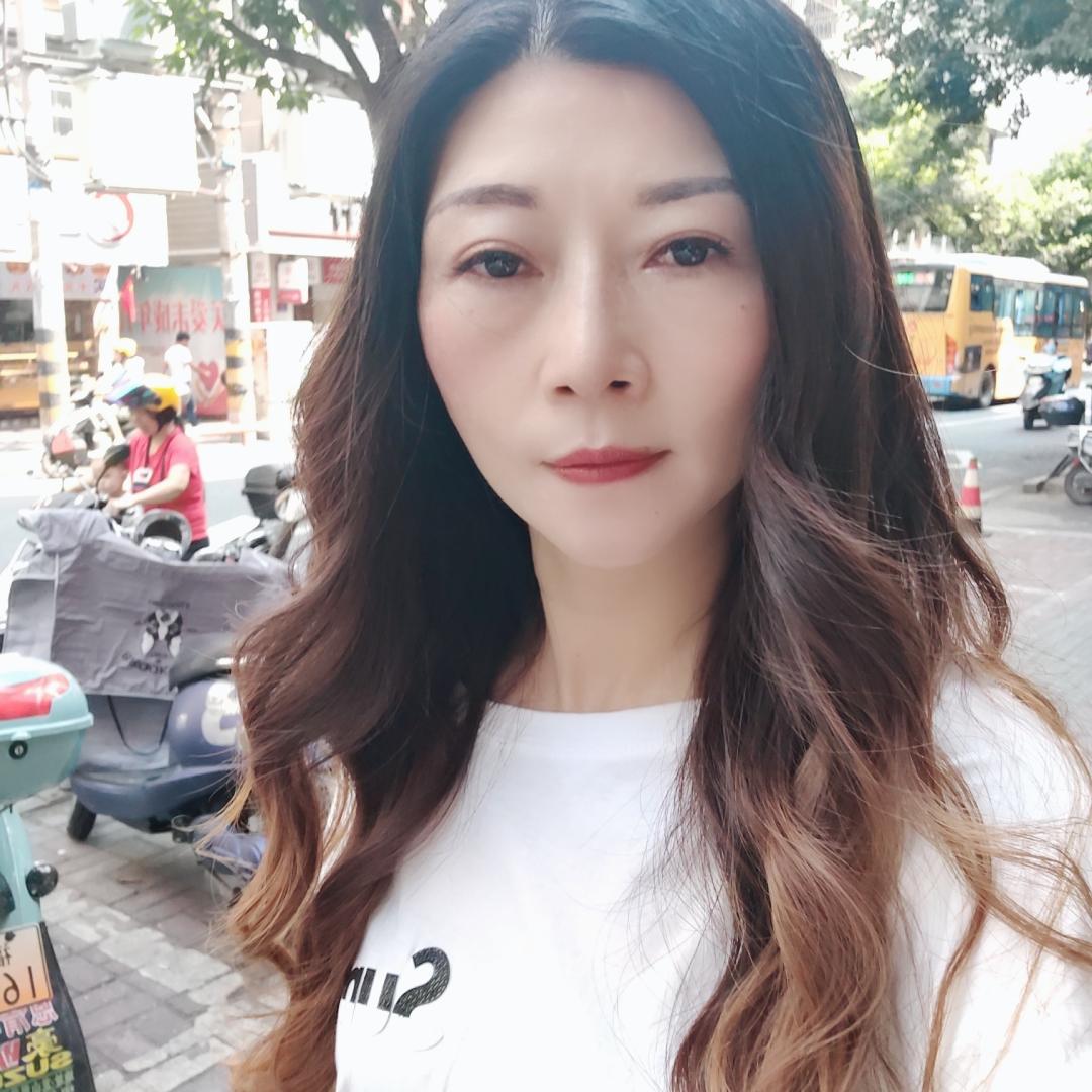 聪明苦恋缥缈的照片