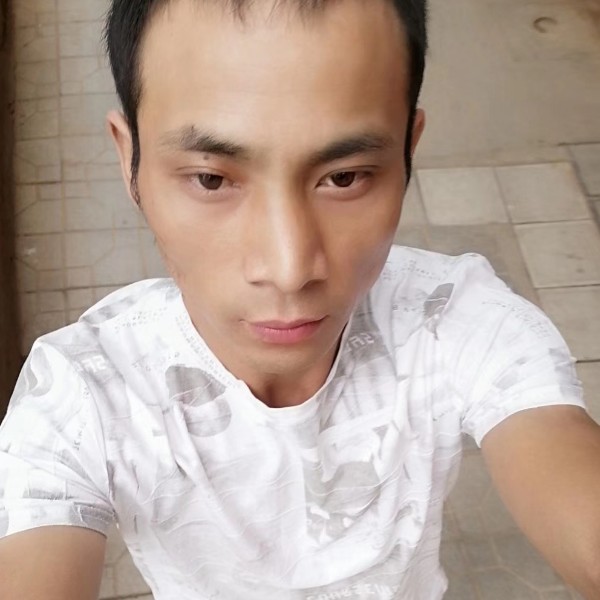 还单身相许尊云的照片