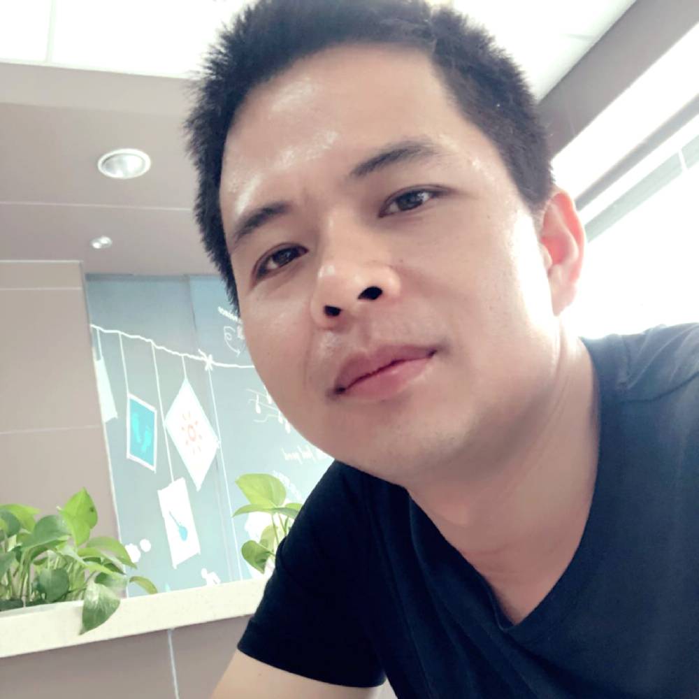 落拓泪了小天鹅的照片