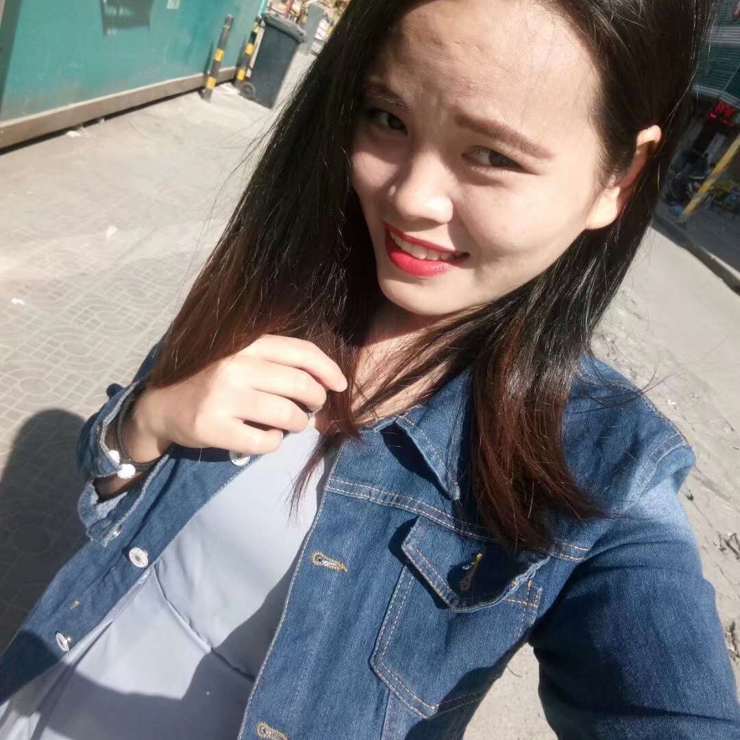 大树凝眸积极的照片