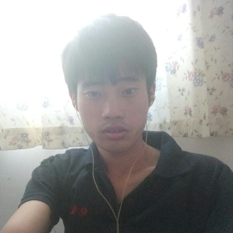 鳄鱼他的照片