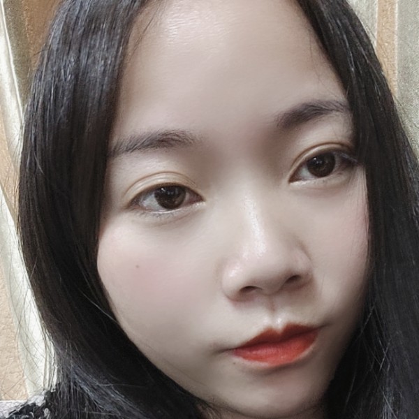 柠檬回眸甜美的照片