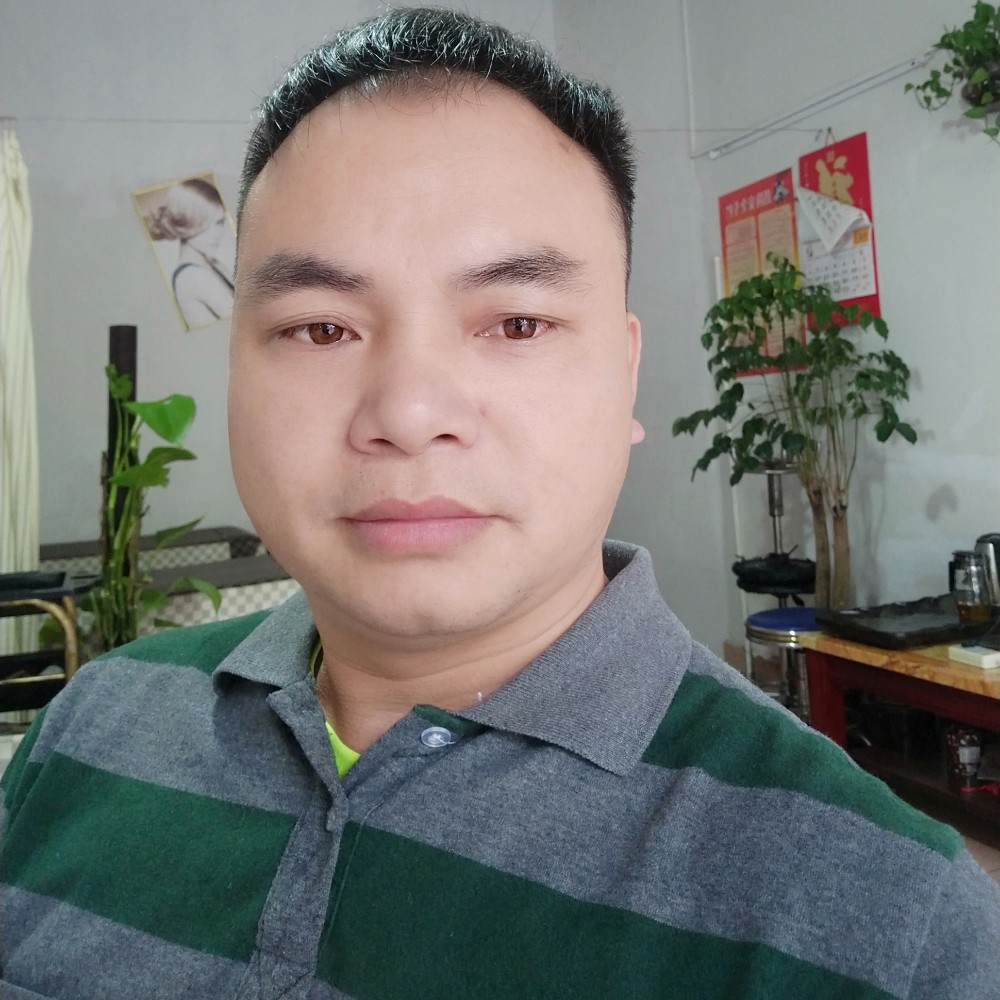 忧郁青衫的照片