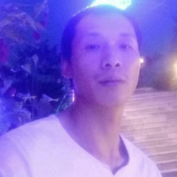 我是钉子怕个锤子的照片