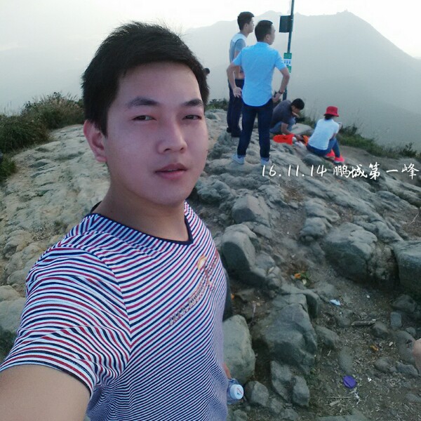 你是天空最亮的心的照片