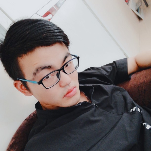 高兴手套的照片