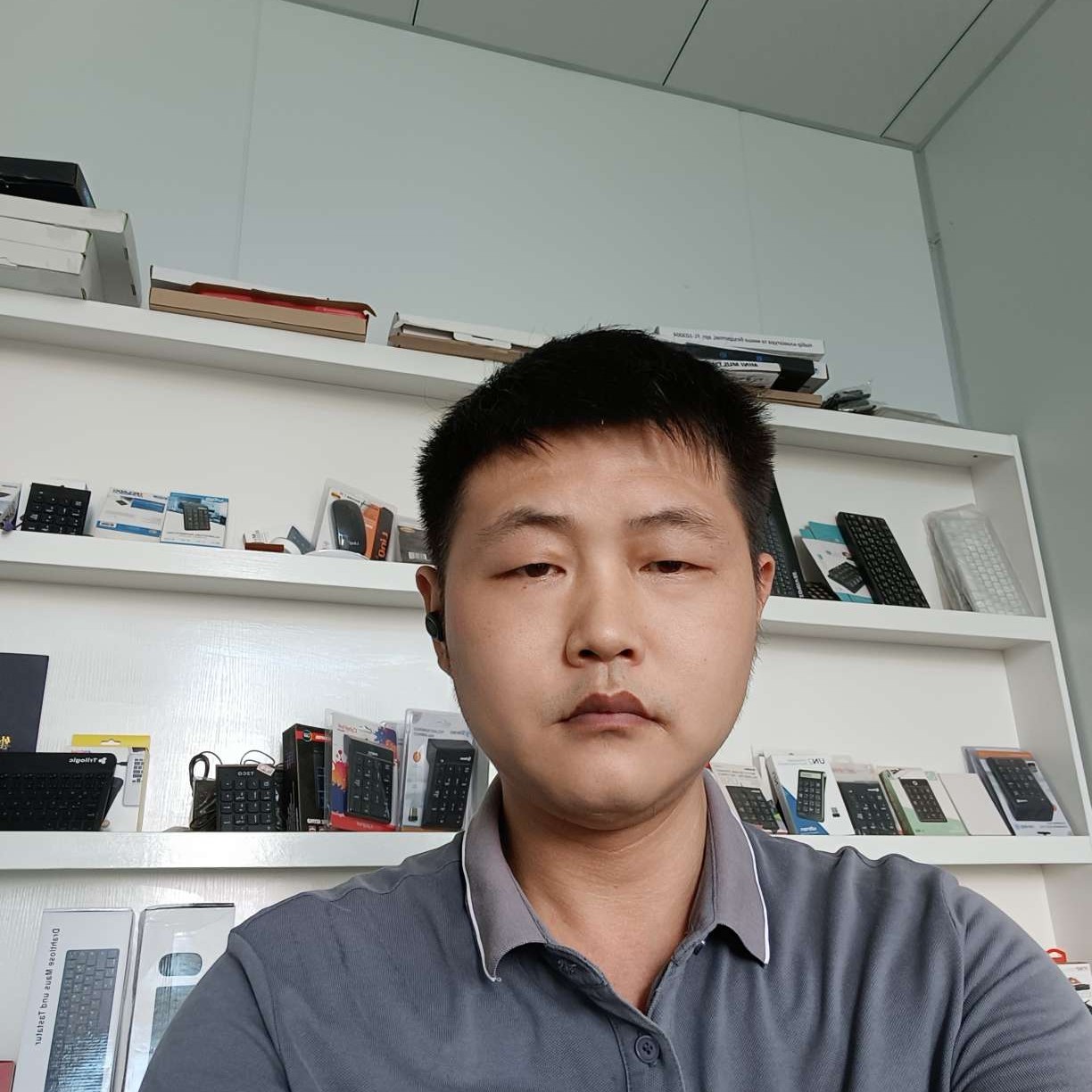 敏感凝眸月光的照片