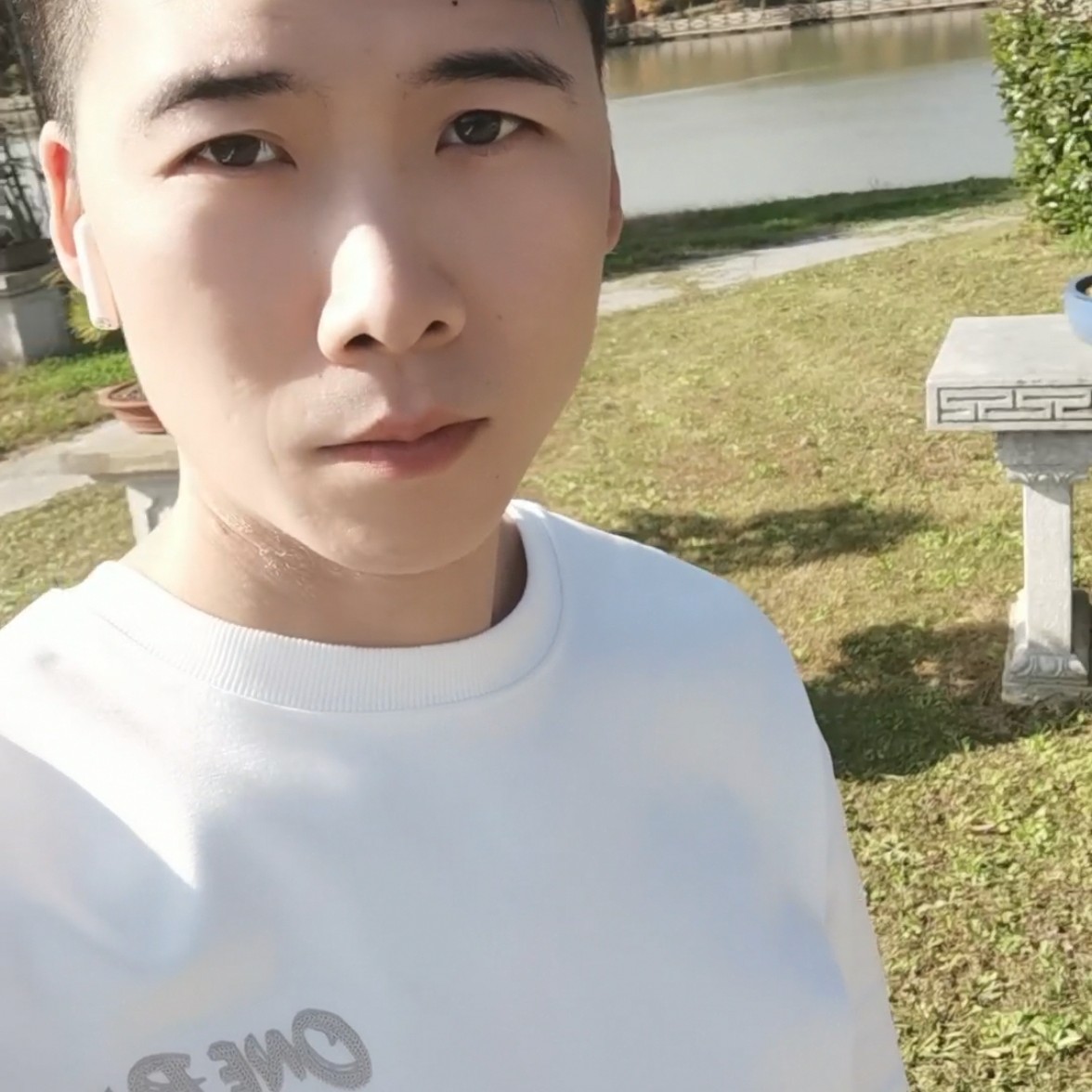 小土豆等待光亮的照片