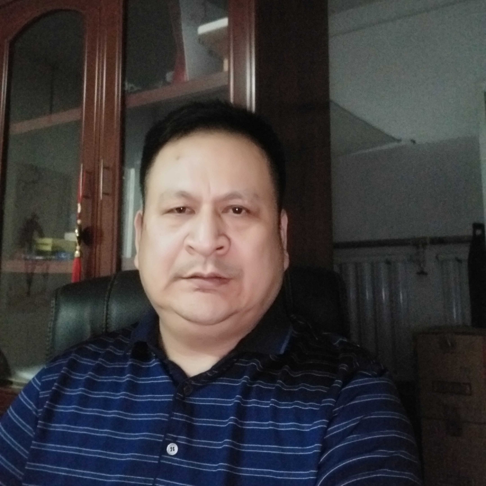 华亚龙泽的照片