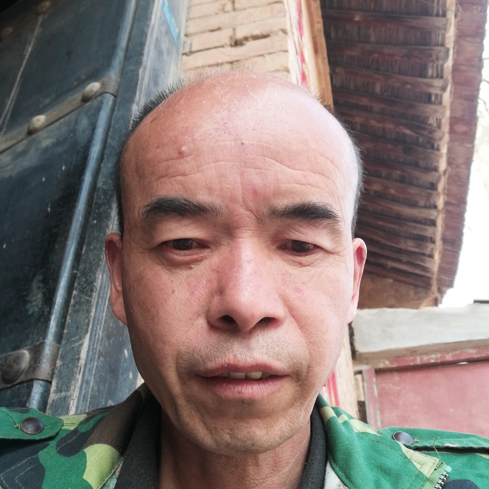 硬币方孤單的照片