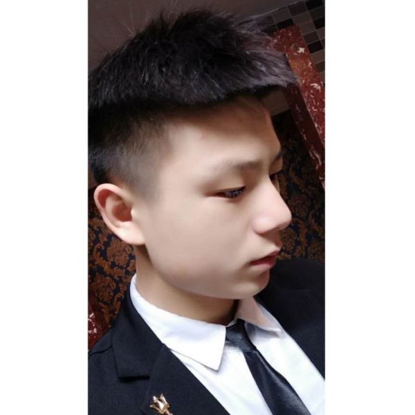柚子兴奋的照片
