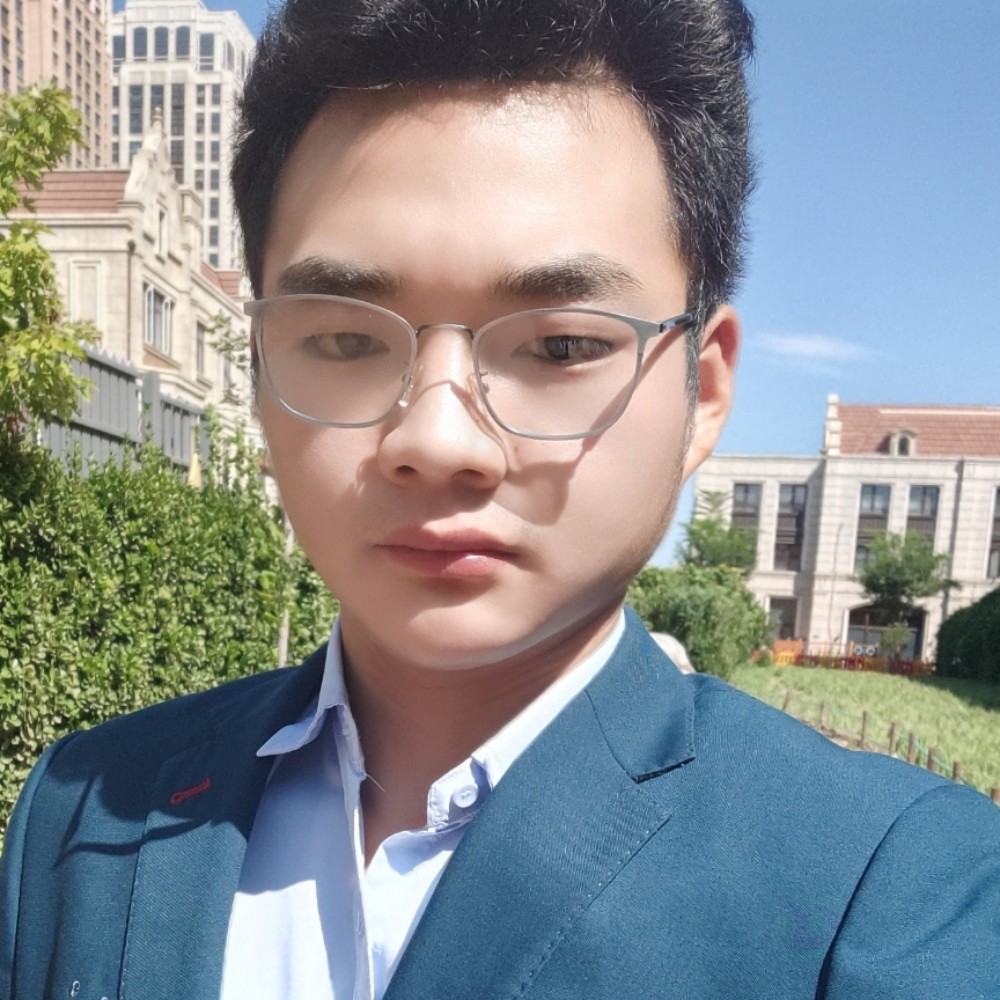 诺言笑丰富的照片