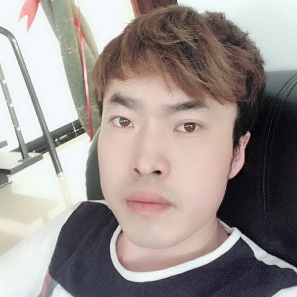 小土豆方翩飞的照片