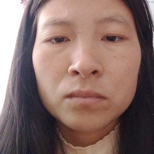 喜悦爱恋碧影的照片