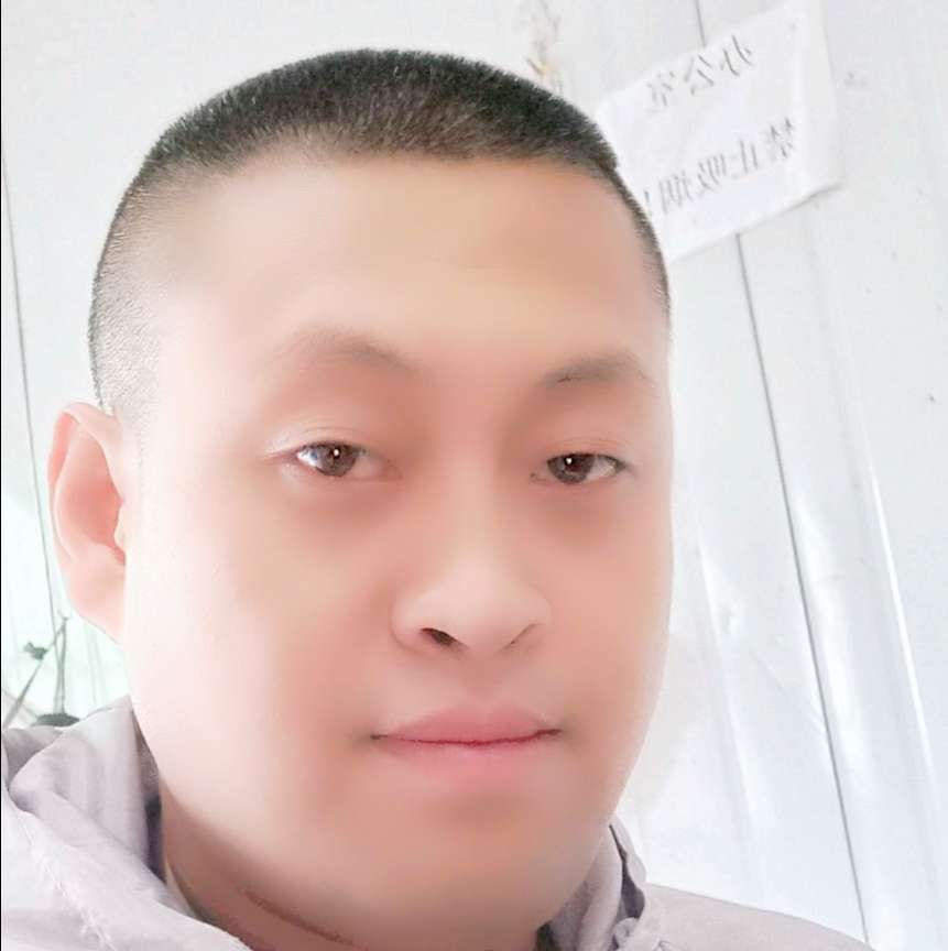 四龙哥哥的照片