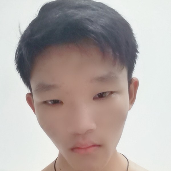 挺拔，的照片