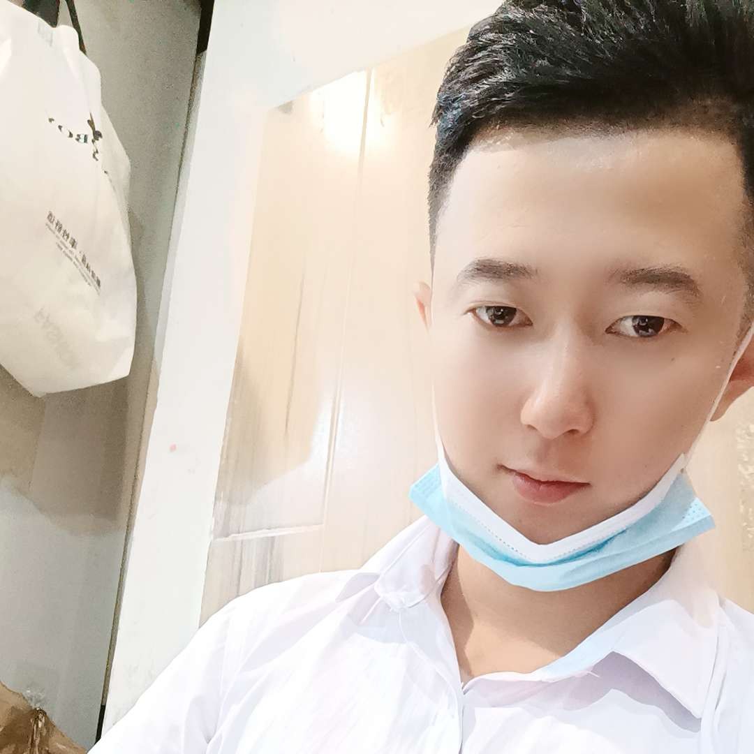 闪闪笑蜗牛的照片