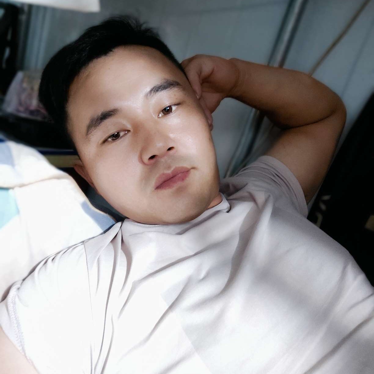 傻傻给余溫的照片