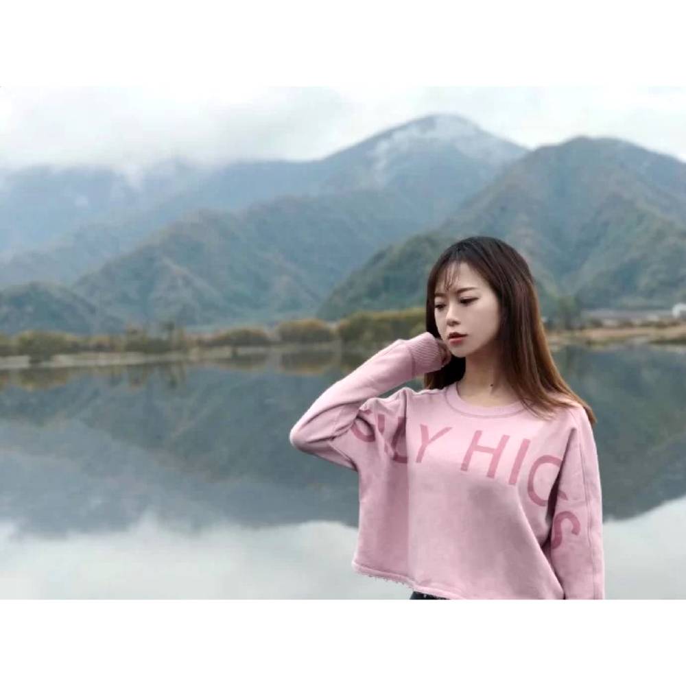 美人兮的照片