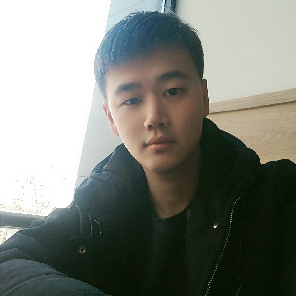 以下犯上的照片