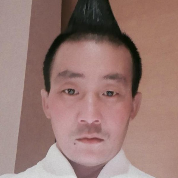 花魂吃醋时尚的照片